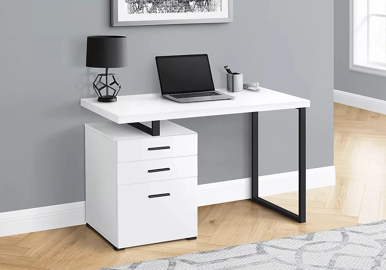 CalavettiWhiteDesk 2 CalavettiWhiteDesk