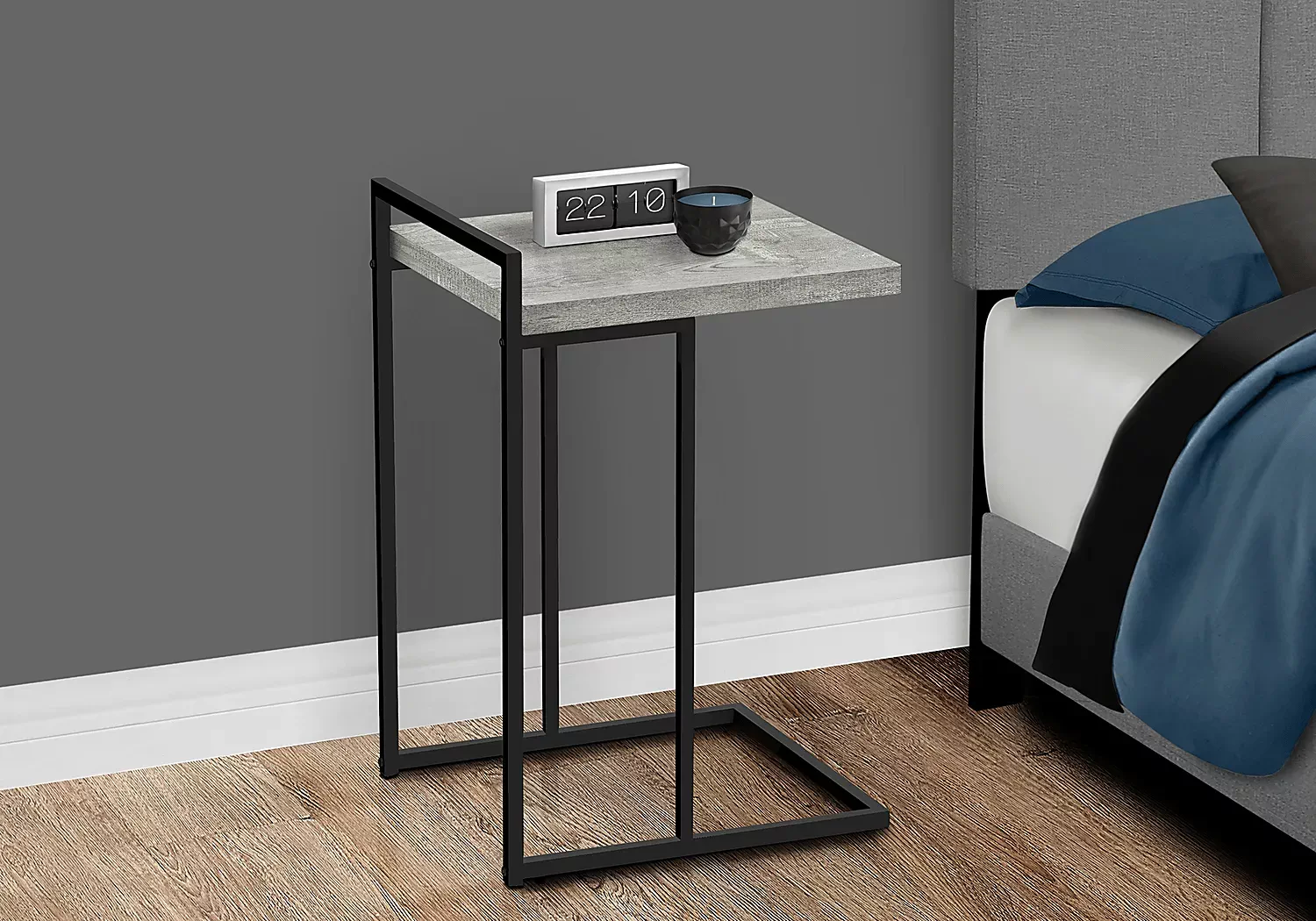 BrenteresaLaneGrayAccentTable 6 BrenteresaLaneGrayAccentTable