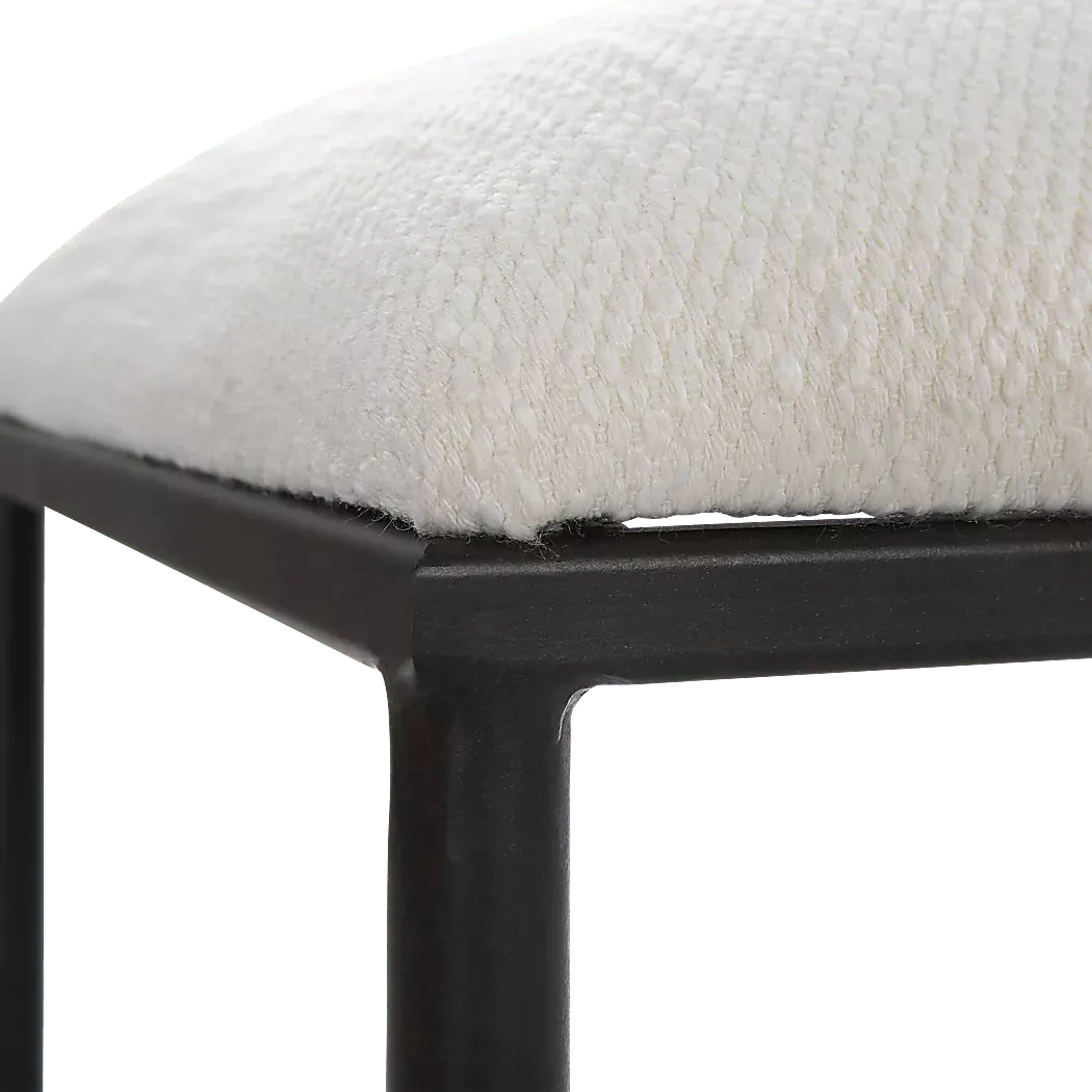 CeneraWhiteAccentBench 3 CeneraWhiteAccentBench