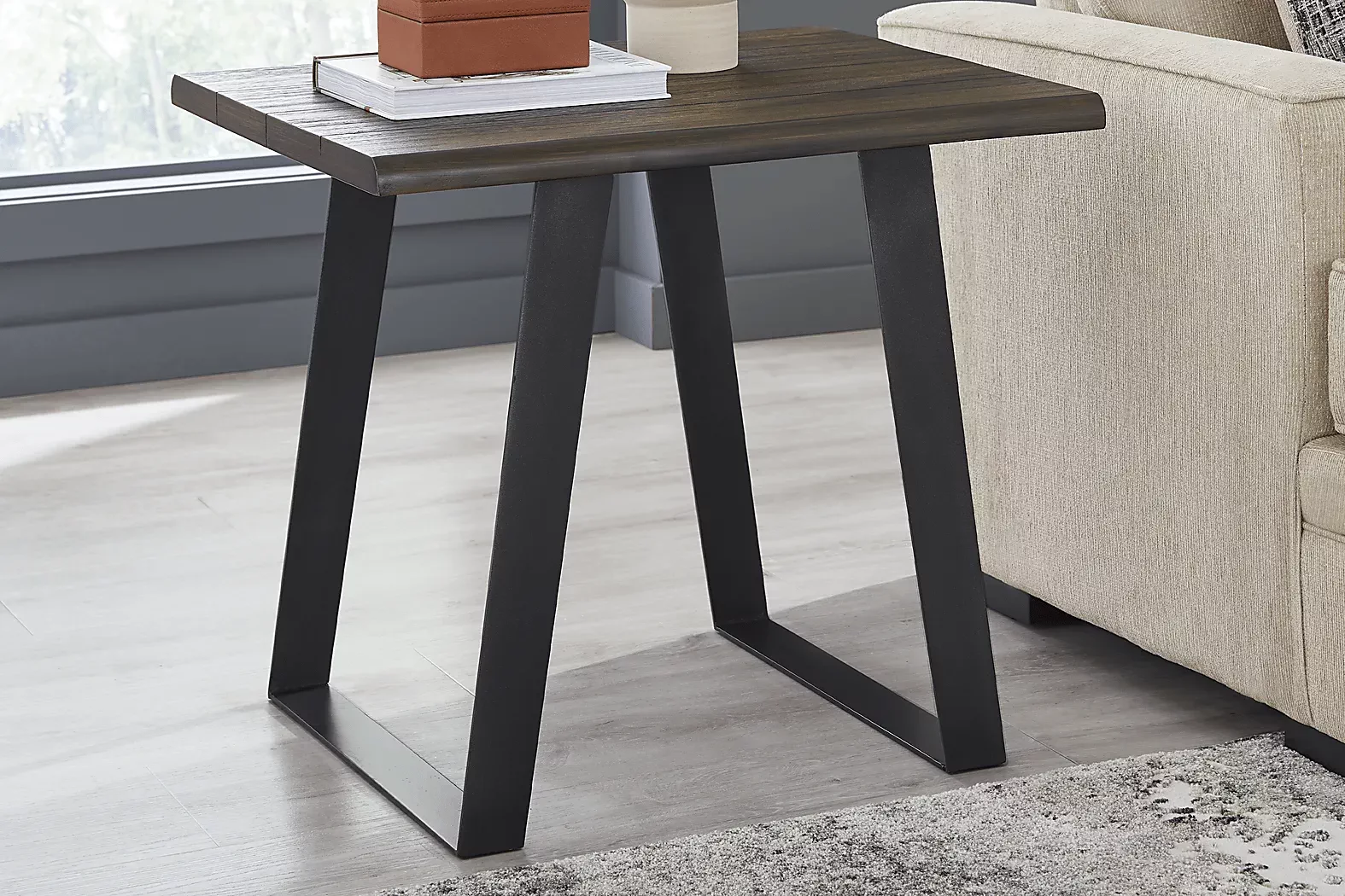 SurreyHills7PcLivingRoomSet 13 AdenDarkBrown3PcTableSet