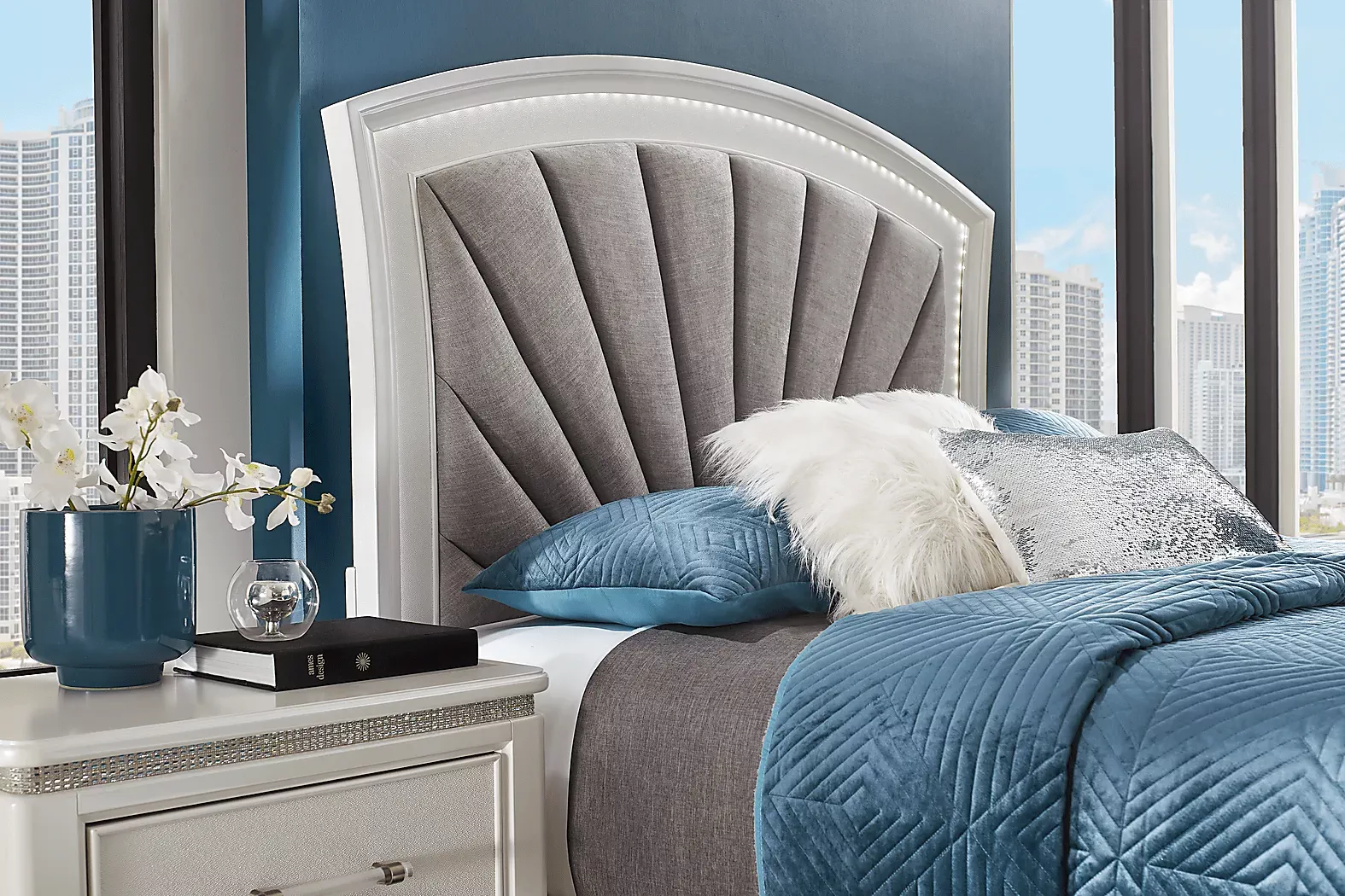 StarletLaneWhite3PcKingBed 4 StarletLaneWhite3PcKingBed
