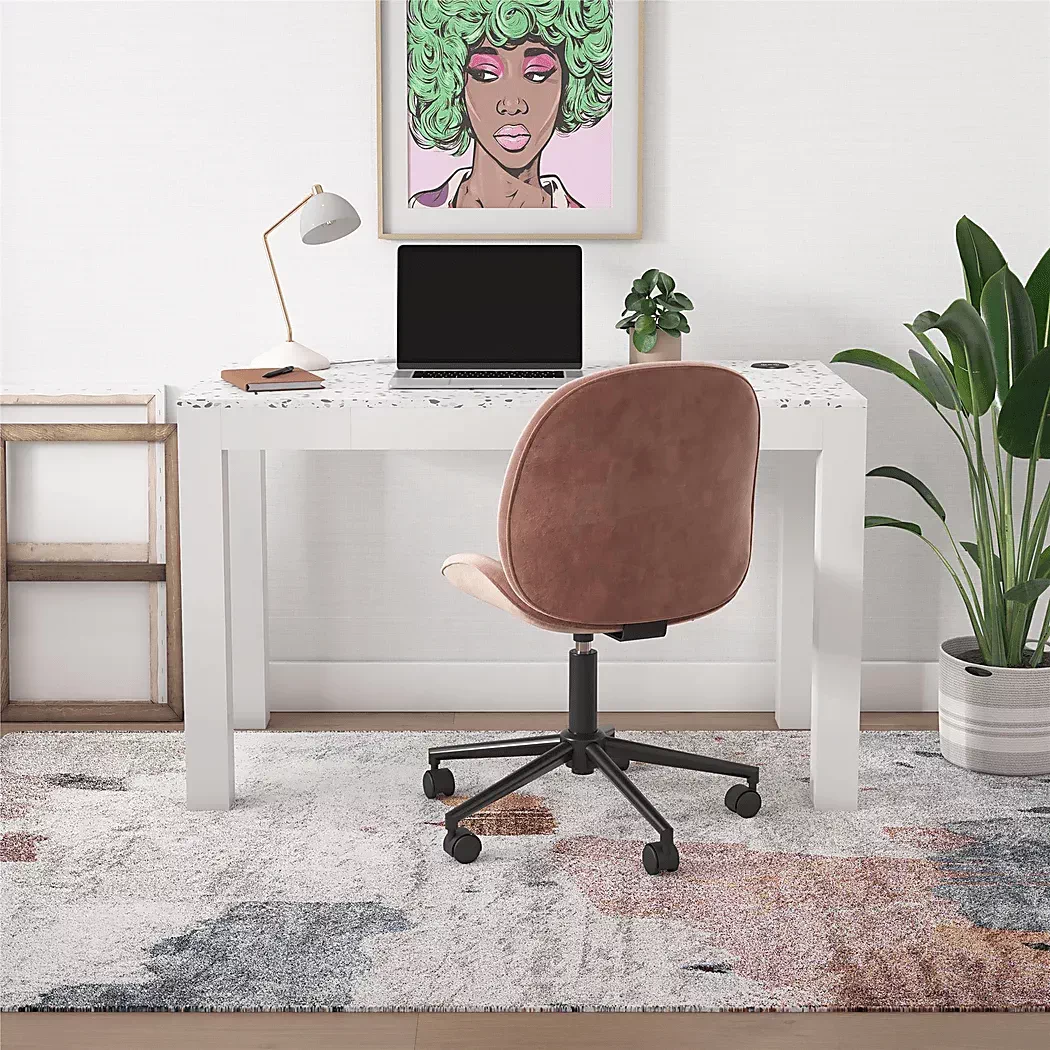 BenninghausWhiteDesk 2 BenninghausWhiteDesk