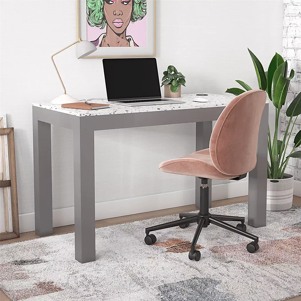 BenninghausGrayDesk 4 BenninghausGrayDesk