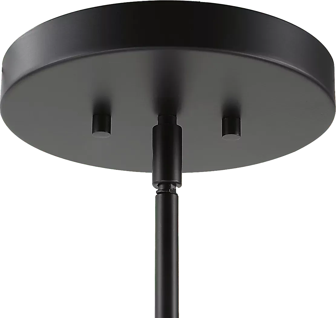 EvaCourtBlackChandelier 4 EvaCourtBlackChandelier