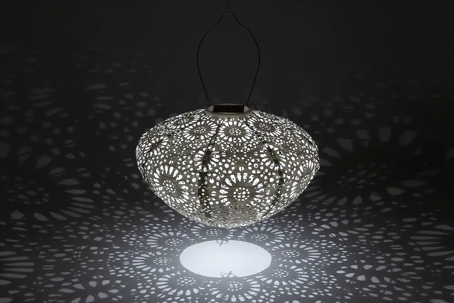 JaylaReefOutdoorWhiteSolarLantern 11 JaylaReefOutdoorWhiteSolarLantern