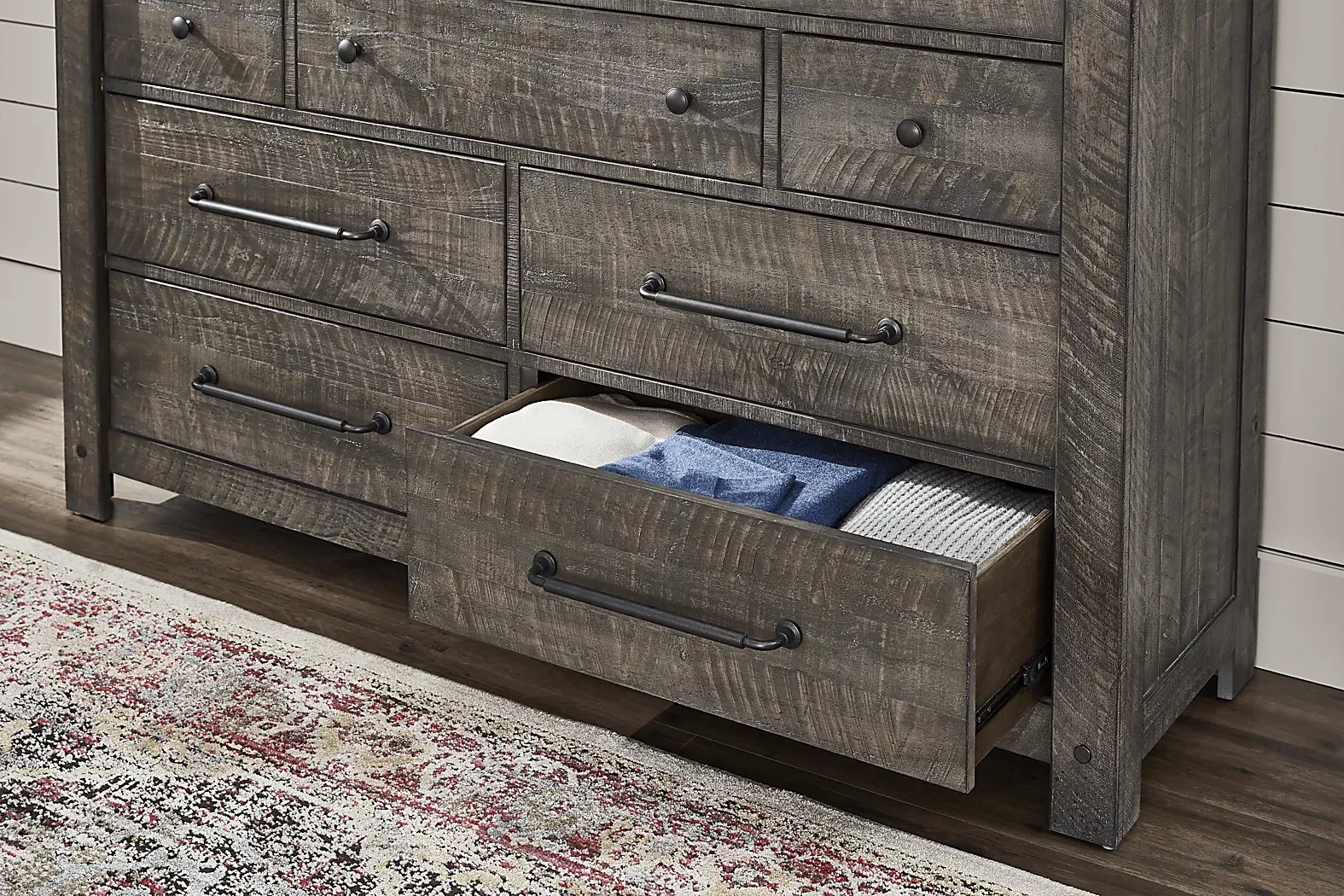 BrettenCrossingGray7PcQueenBedroom 8 BrettenCrossingGray7PcQueenBedroom