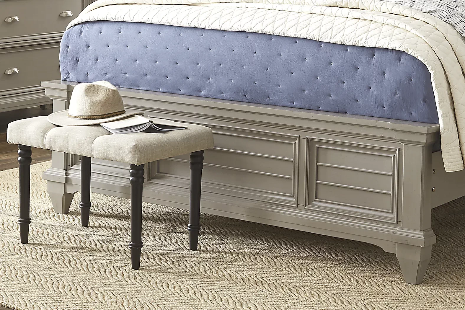 HiltonHeadGray3PcQueenPanelBed 4 HiltonHeadGray3PcQueenPanelBed