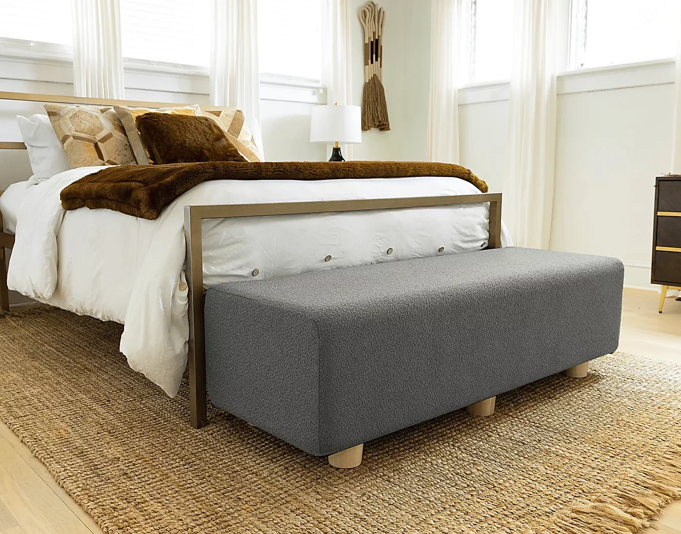 BellemereDarkGrayQueenBedBench 2 BellemereDarkGrayQueenBedBench