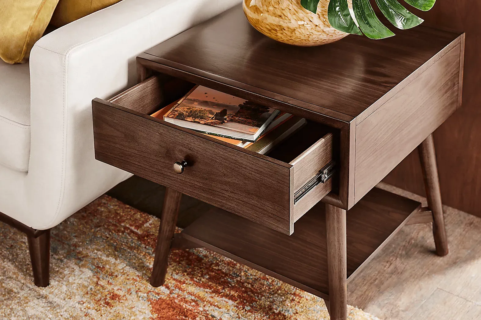 GreysonBrownCherryEndTable 3 GreysonBrownCherryEndTable