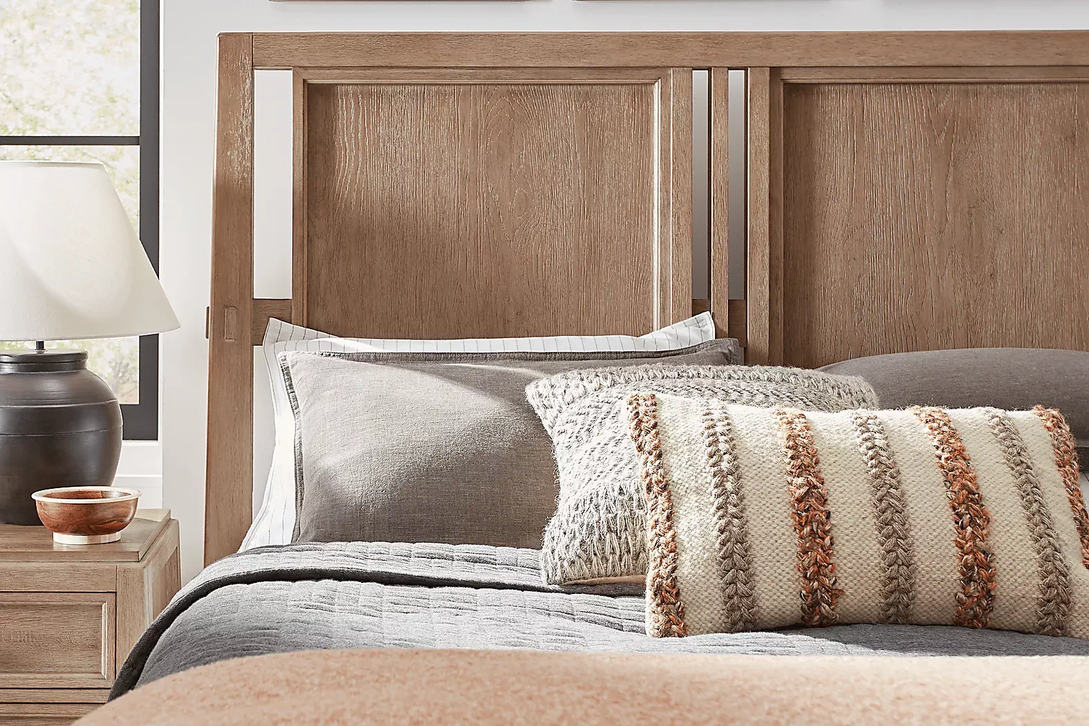 KeatonTaupe7PcKingPanelBedroom 3 KeatonTaupe3PcKingPanelBed