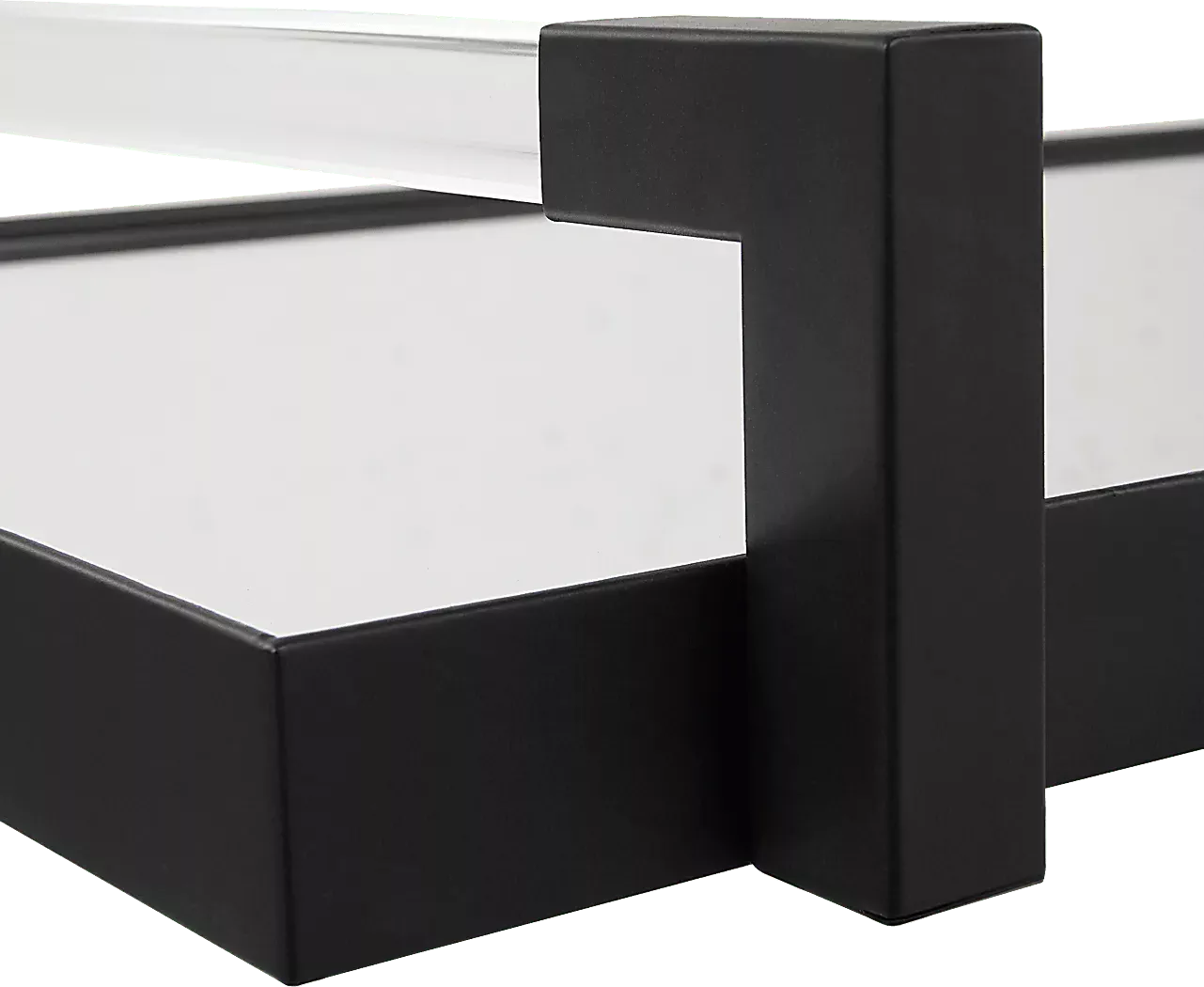 IcarBlackTray 4 IcarBlackTray