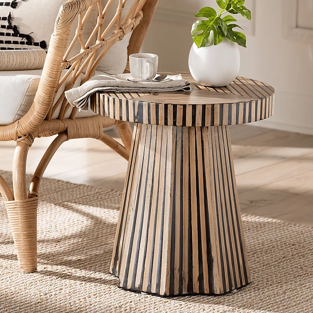 ChinkapinBrownEndTable 2 ChinkapinBrownEndTable