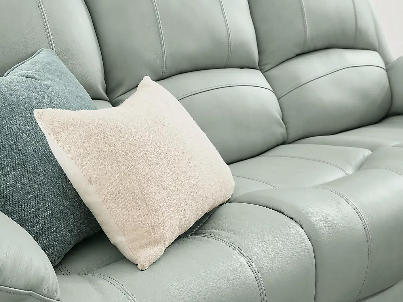 VercelliWay3PcLeatherPowerRecliningLivingRoomSet 5 VercelliWayLeatherPowerRecliningSofa