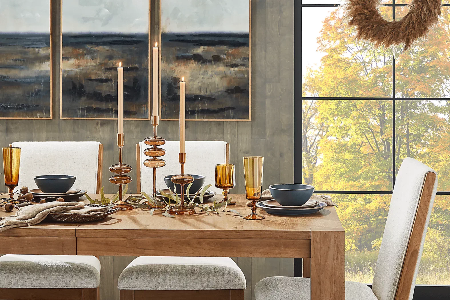 IthacaNatural5PcDiningRoomwithUpholsteredChairs 4 IthacaNaturalDiningTable