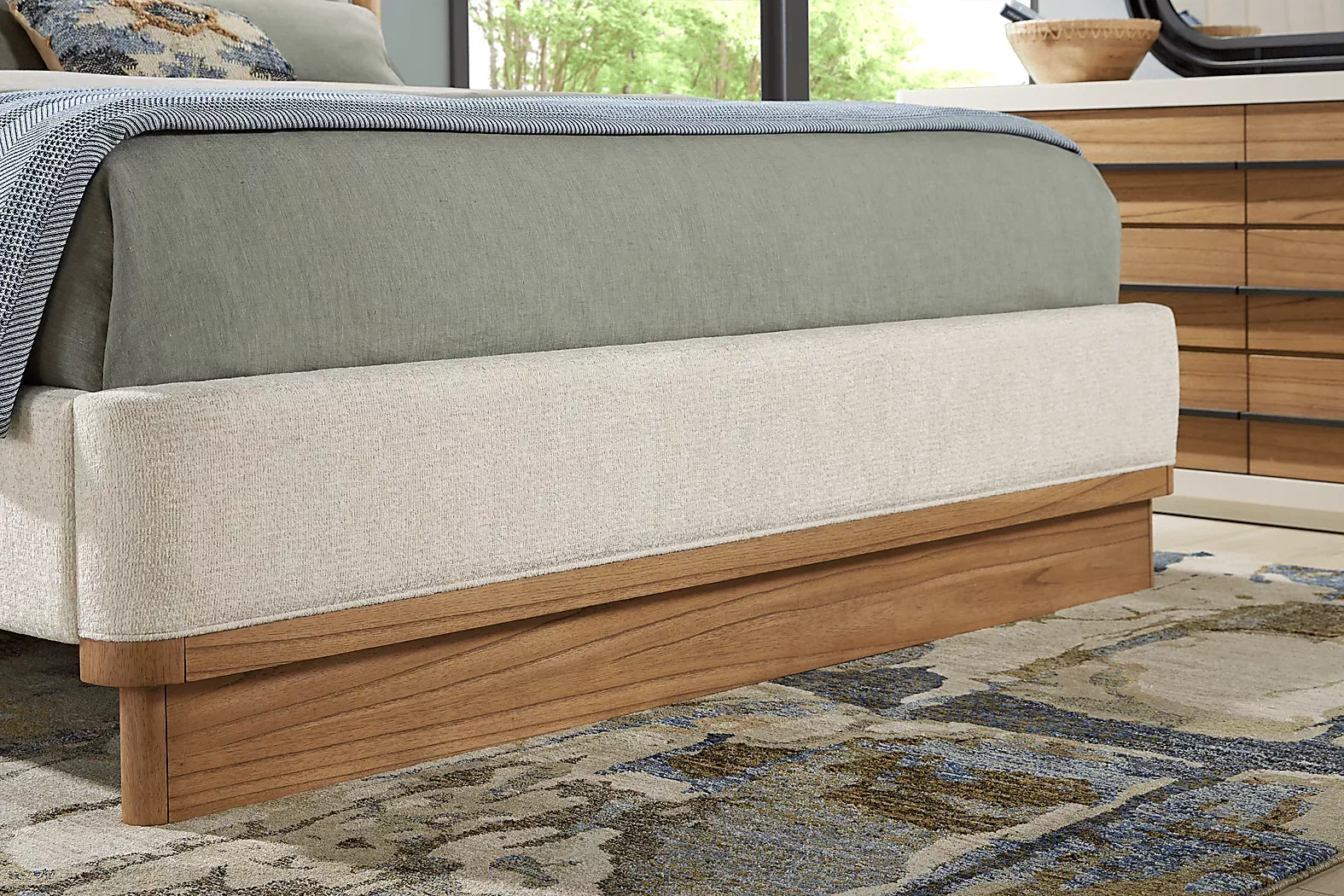 BristolBayBrown7PcUpholsteredKingBedroom 4 BristolBayBrown7PcUpholsteredKingBedroom