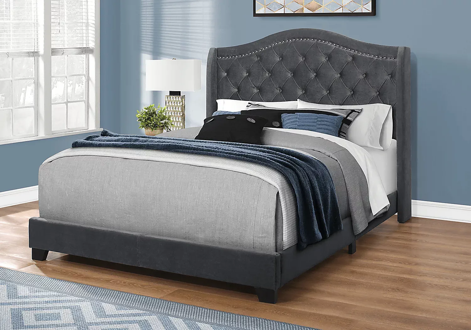 DunalieGrayQueenBed 2 DunalieGrayQueenBed